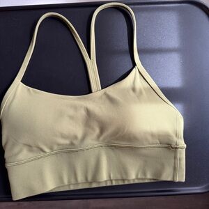 Lululemon nulu flow Y bra size 4